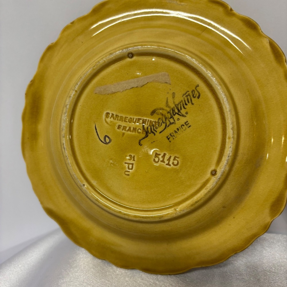 Vintage Majolica Dessert Plates, Set of 2,‎ Fruit Design, Collectible Plates - Picture 10 of 10